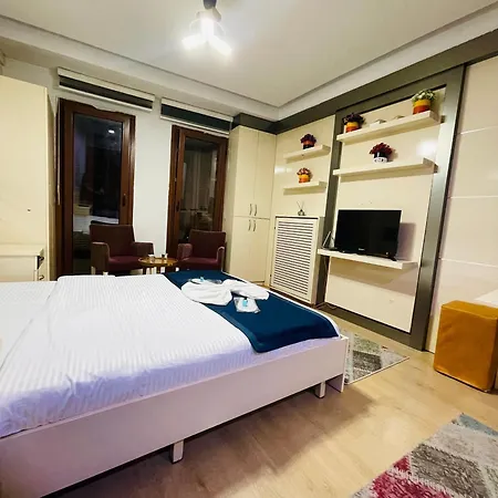 Taksim Premium Aparts 2*