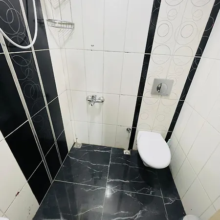 Taksim Premium Aparts 2*