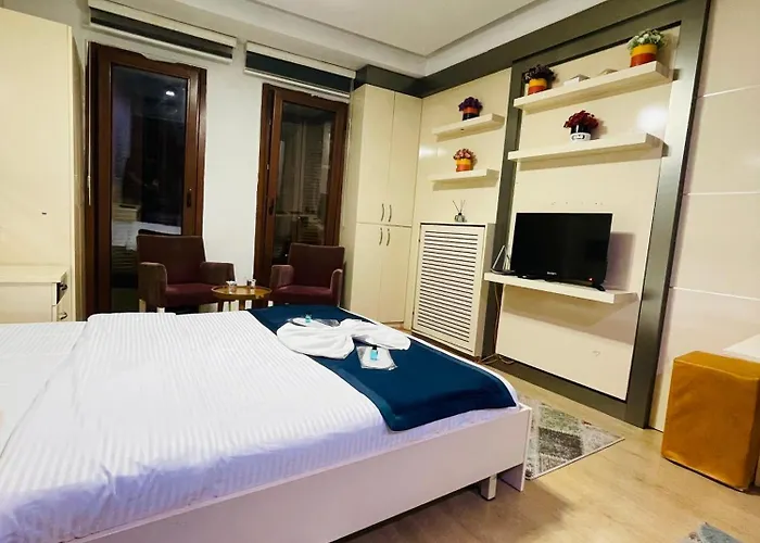 Taksim Premium Aparts 2*