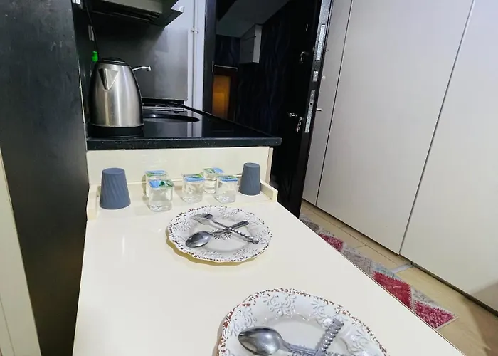 Taksim Premium Aparts Hotel 2*