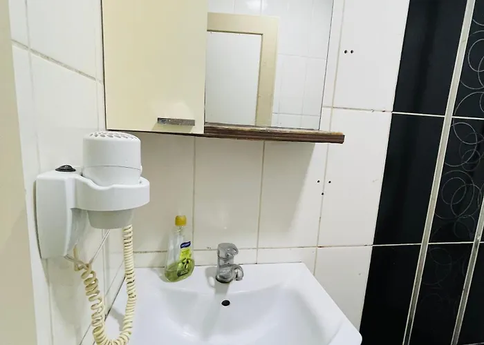 Taksim Premium Aparts Hotel 2*