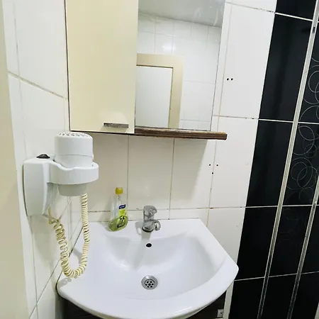Taksim Premium Aparts Hotel 2*