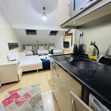 Taksim Premium Aparts 2*